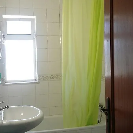 Semesterbostad Apartamento T3 Na Vivenda Concordia